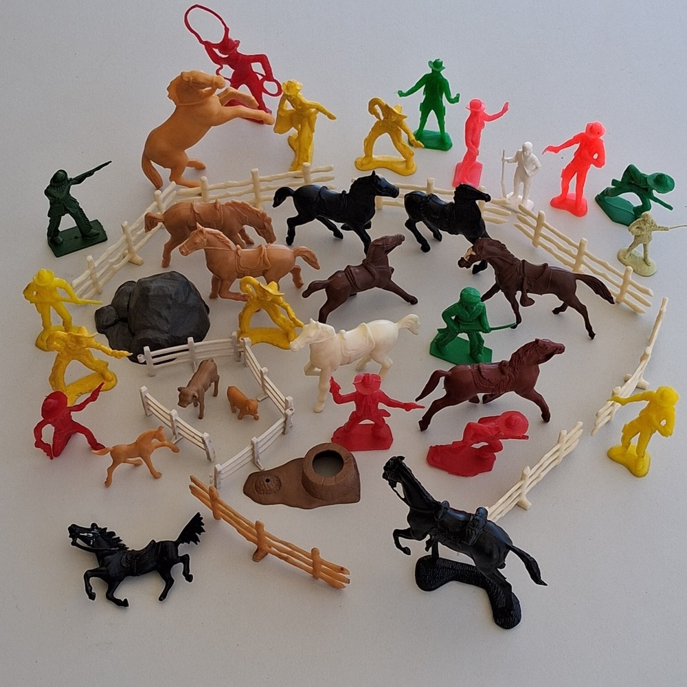 Vintage Tim-Mee Toys Cowboy Frontiersmen Plastic Figure Lot Horses Fence Ranch